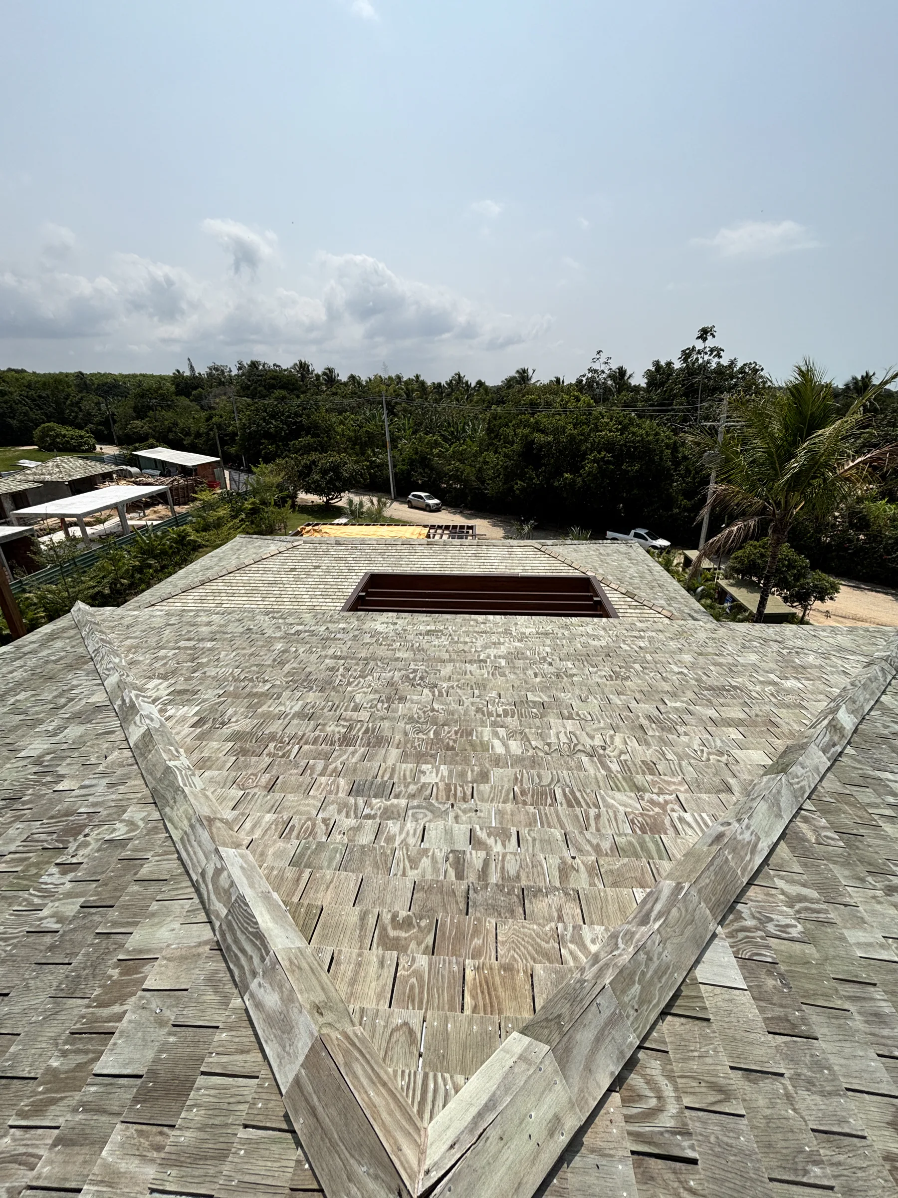 Casa GS, instalação da cobertura durante a obra, foto 6
